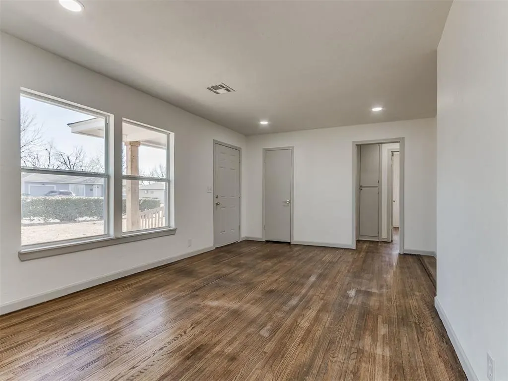 Photo 15 — 4117 N Sterling Avenue, Oklahoma City, OK 73122