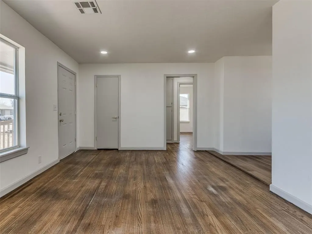 Photo 16 — 4117 N Sterling Avenue, Oklahoma City, OK 73122