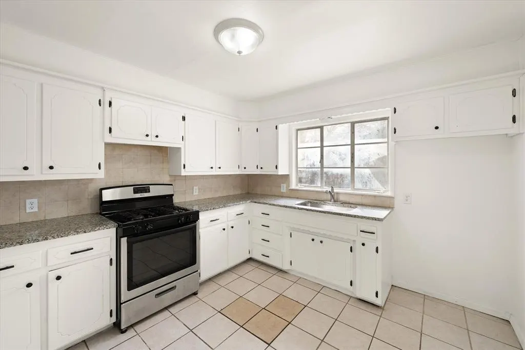 Photo 6 — 2516 NE 14th Street, Oklahoma City, OK 73117