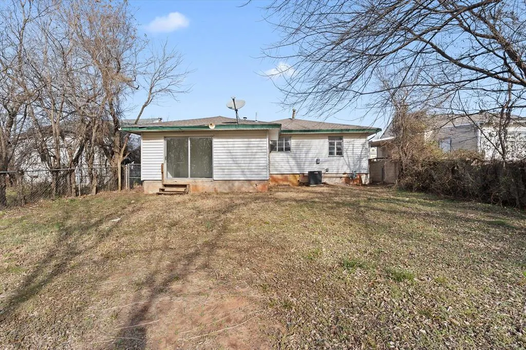 Photo 18 — 2516 NE 14th Street, Oklahoma City, OK 73117