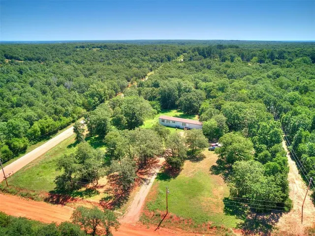 Photo 2 — 10901 Cherokee Way, Lexington, OK 73051