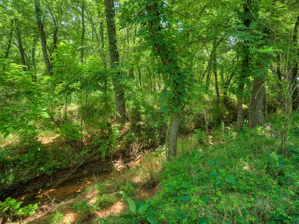 Photo 10 — 3525 Claire Court, Norman, OK 73026