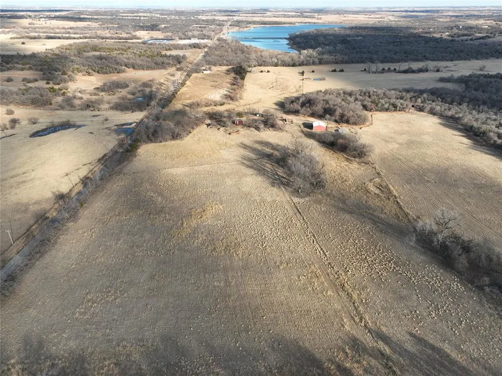 Photo 10 — 1210 County Road 1410, Cement, OK 73017