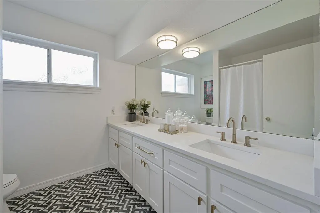 Photo 35 — 3325 NW 61st Street, Oklahoma City, OK 73112