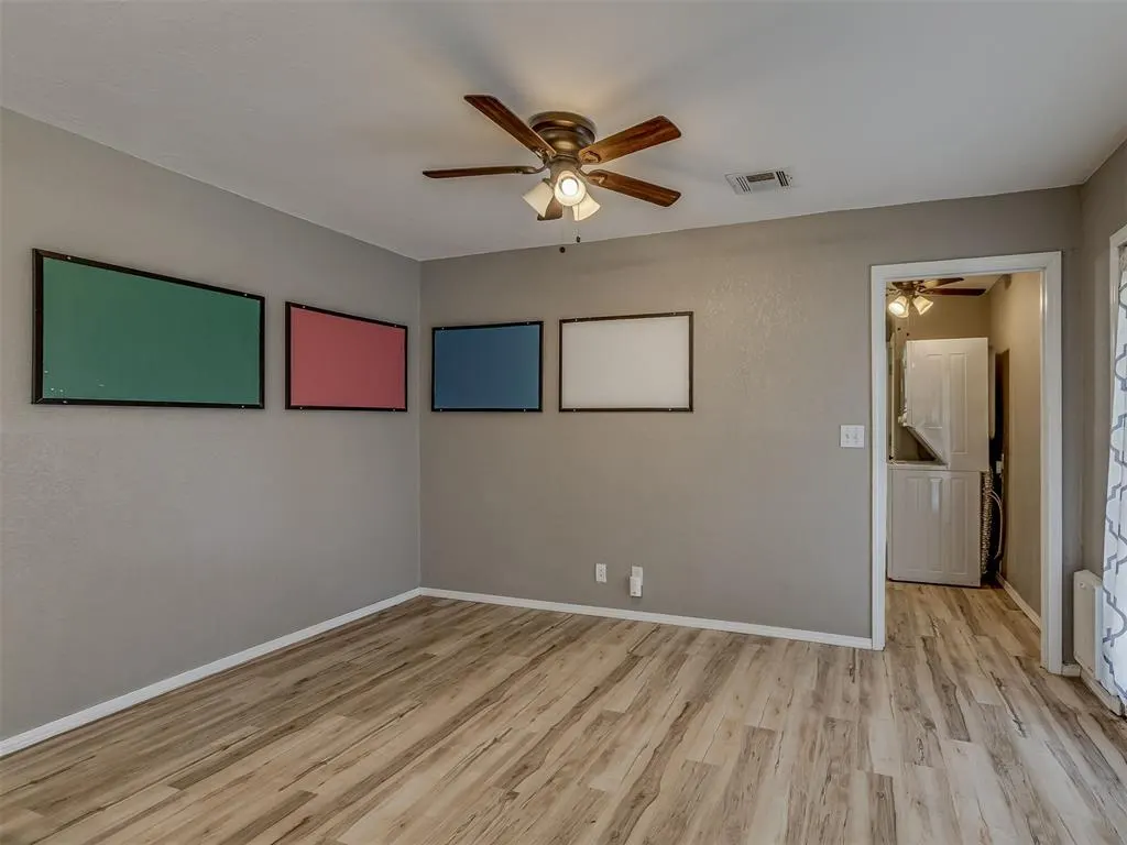 Photo 12 — 2124 Oakside Drive, Norman, OK 73071