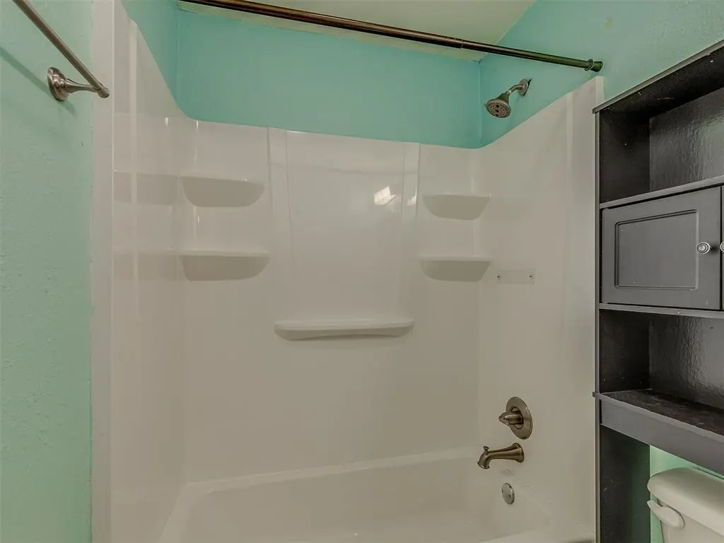 Photo 19 — 2124 Oakside Drive, Norman, OK 73071