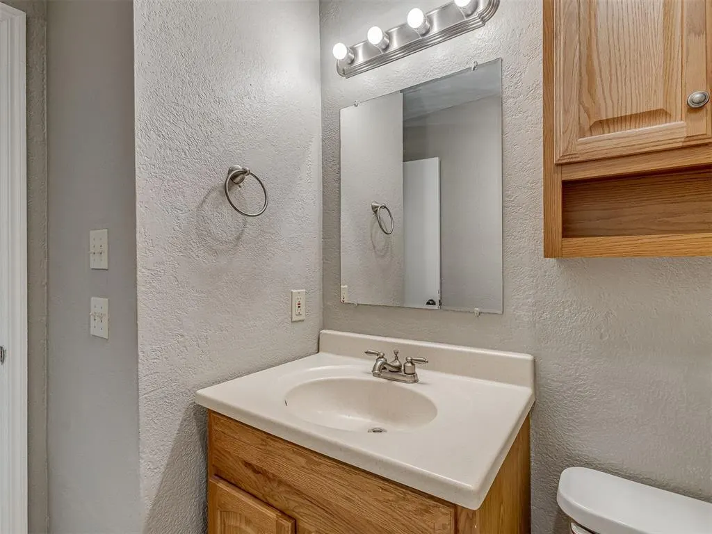 Photo 32 — 2124 Oakside Drive, Norman, OK 73071