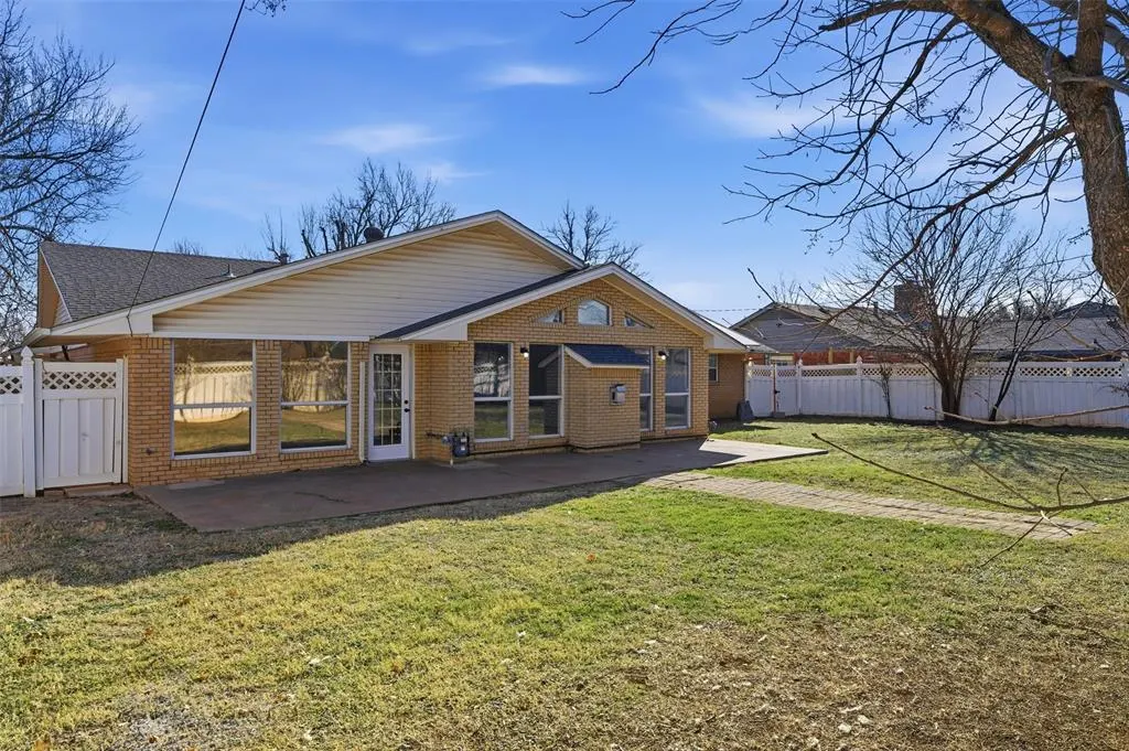 Photo 30 — 212 NE 61st Street, Oklahoma City, OK 73105