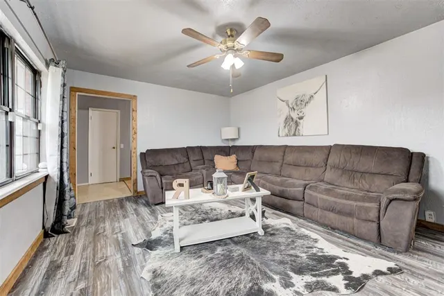 Photo 7 — 204 N Cherry Avenue, Union City, OK 73090