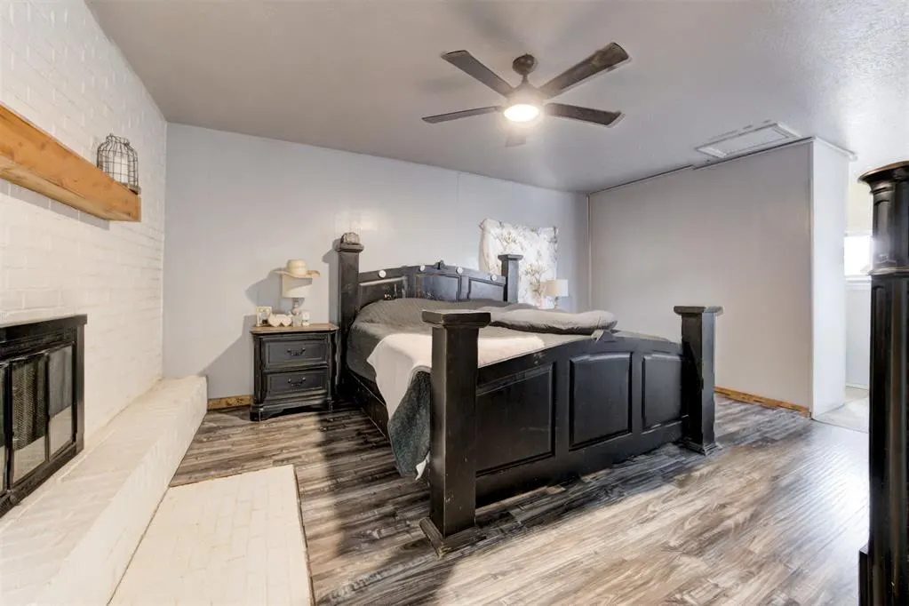 Photo 12 — 204 N Cherry Avenue, Union City, OK 73090