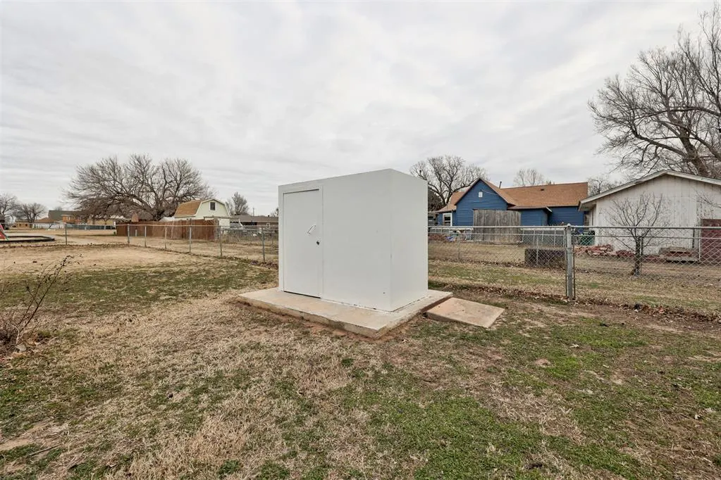Photo 25 — 204 N Cherry Avenue, Union City, OK 73090