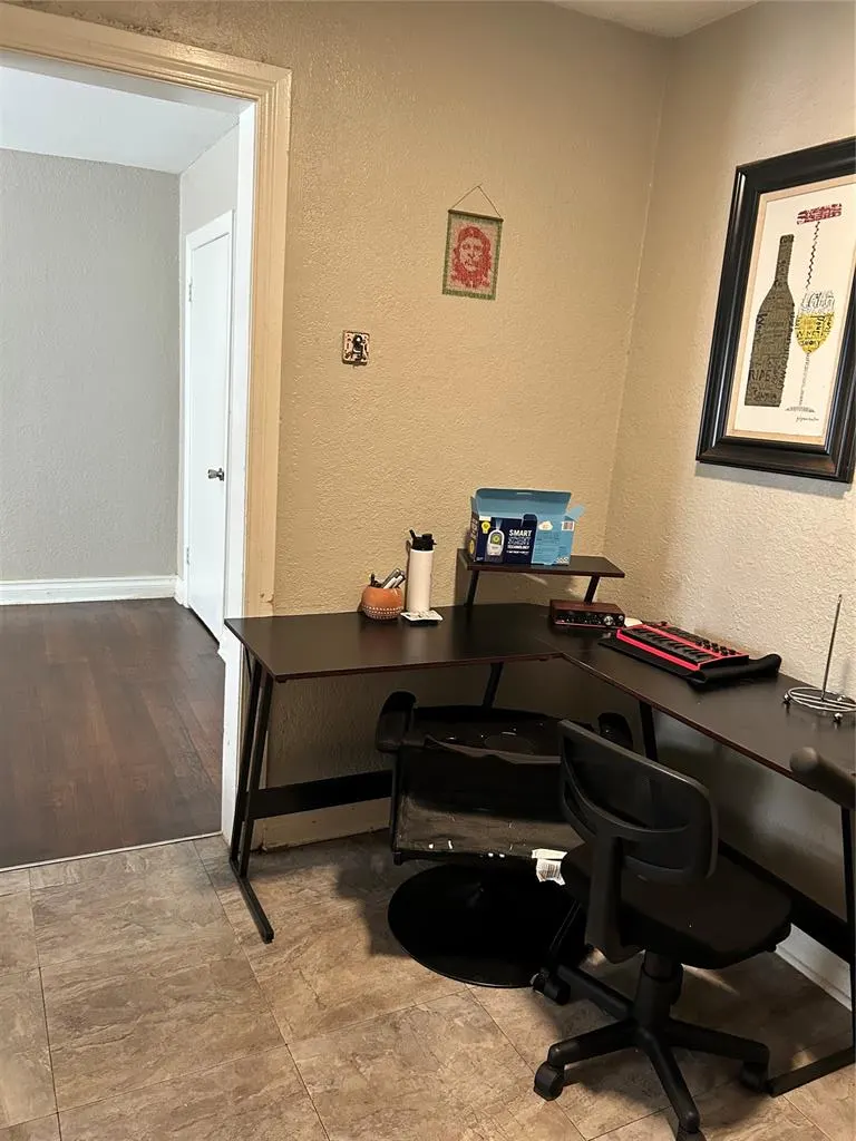 Photo 8 — 2541 NW 11th Street 2, Oklahoma City, OK 73107
