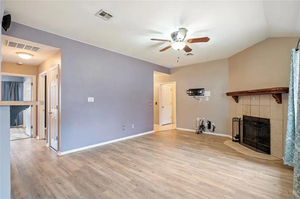Photo 4 — 14048 NE 4th Street, Choctaw, OK 73020