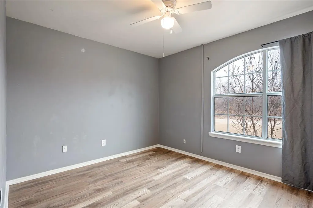 Photo 10 — 14048 NE 4th Street, Choctaw, OK 73020