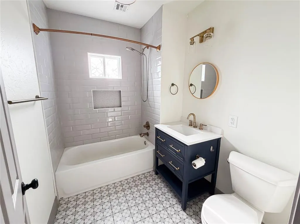 Photo 11 — 2800 NW 12th Street, Oklahoma City, OK 73107