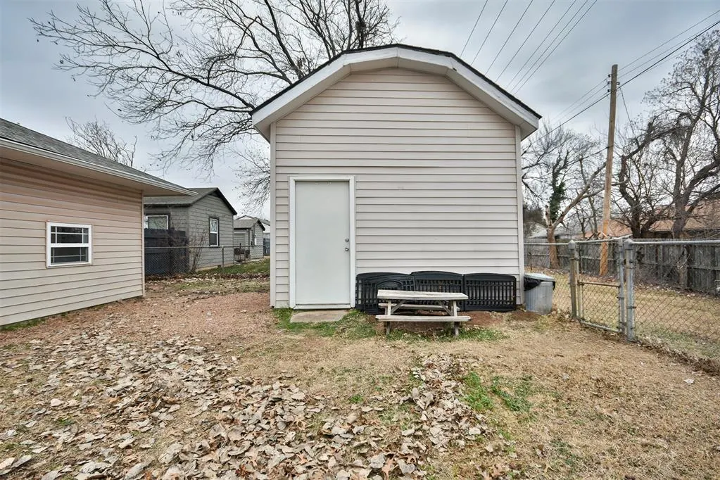 Photo 27 — 416 N 19th Street, Duncan, OK 73533
