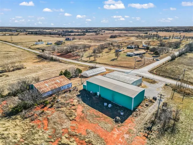 Photo 5 — 1232 County Road 1390, Chickasha, OK 73018