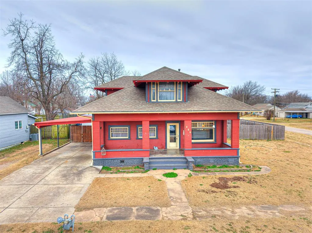 Photo 3 — 424 W 7th Street, Stroud, OK 74079