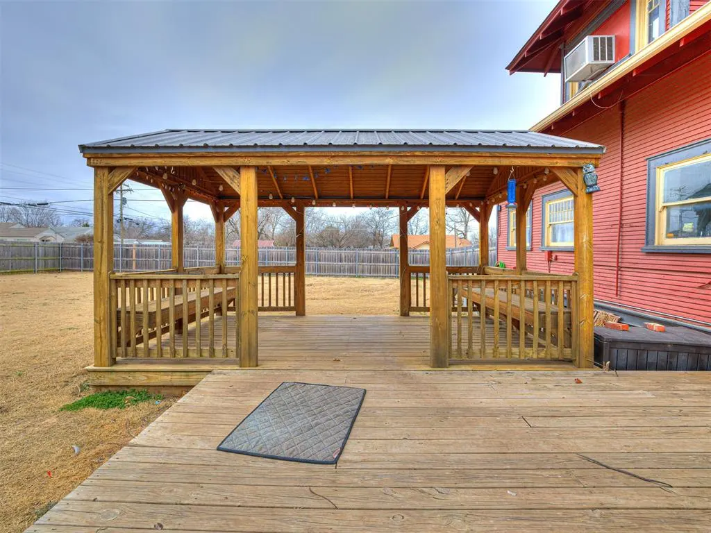 Photo 37 — 424 W 7th Street, Stroud, OK 74079