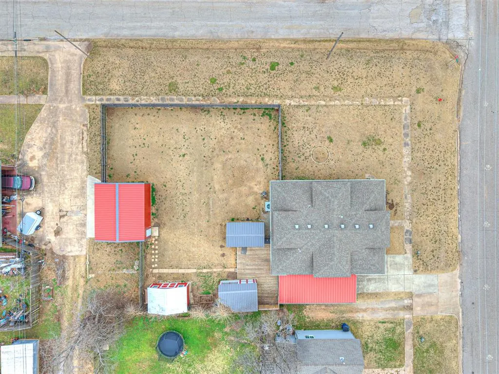 Photo 50 — 424 W 7th Street, Stroud, OK 74079