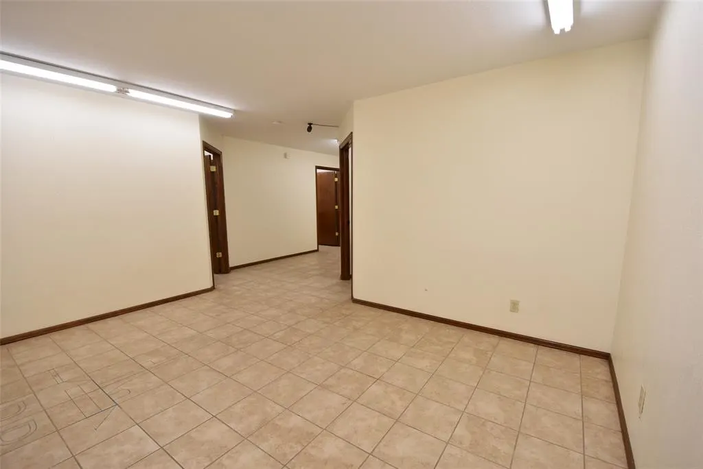 Photo 6 — 701 W Broadway Avenue, Seminole, OK 74868