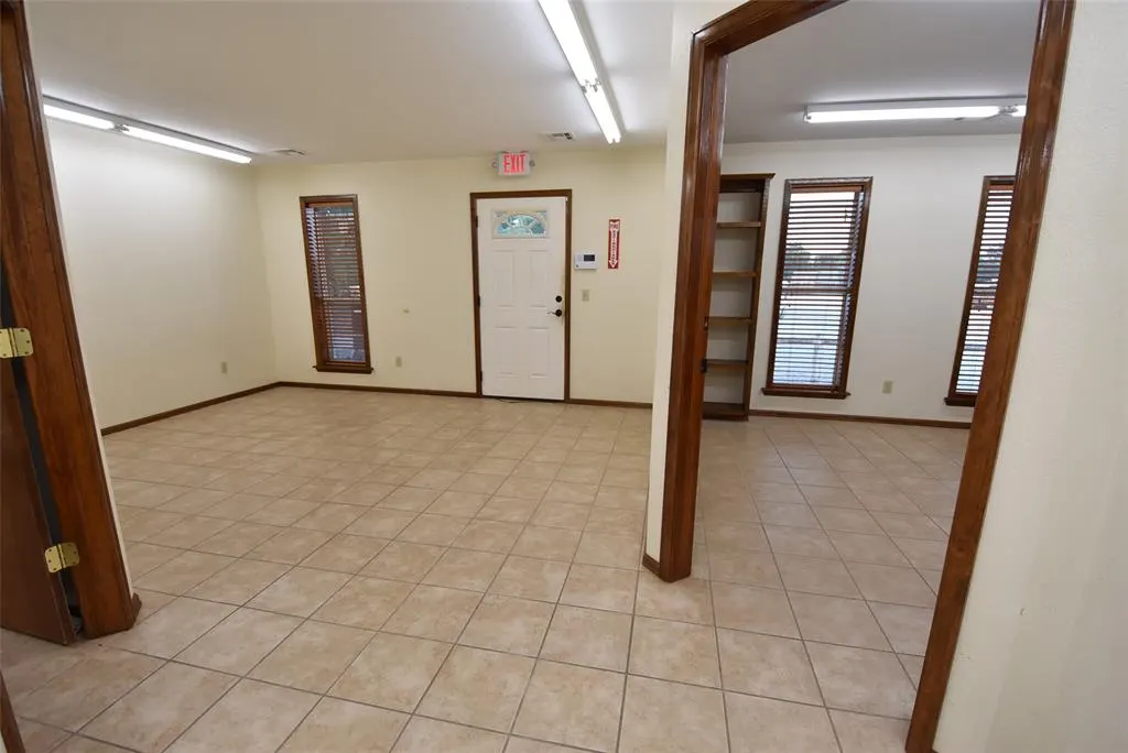 Photo 7 — 701 W Broadway Avenue, Seminole, OK 74868