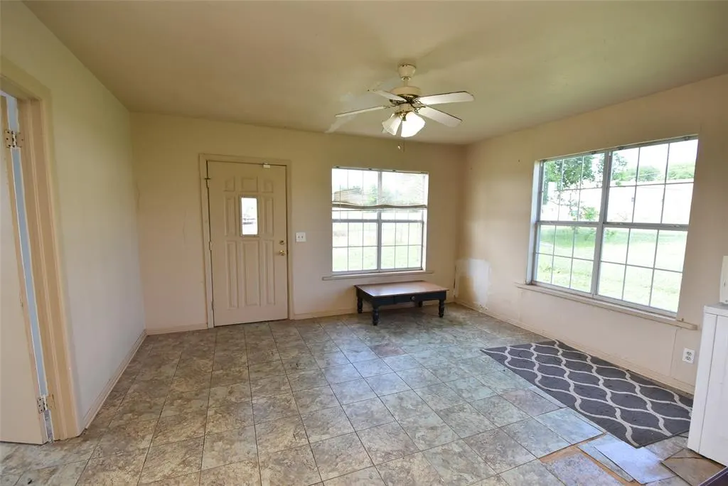 Photo 41 — 701 W Broadway Avenue, Seminole, OK 74868