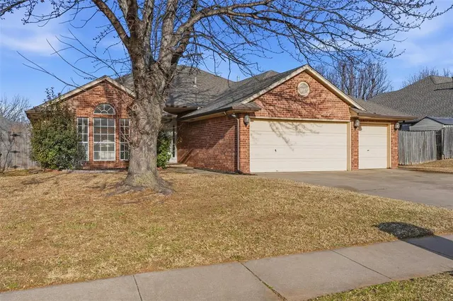 Photo 2 — 1701 Craig Boulevard, Edmond, OK 73003