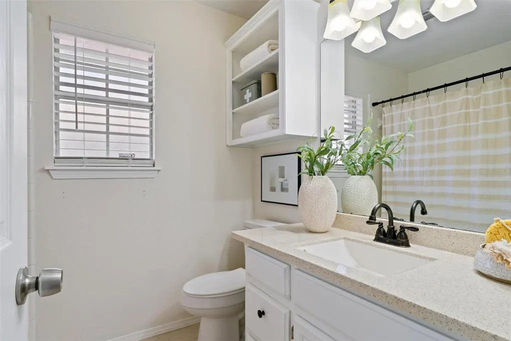 Photo 19 — 1701 Craig Boulevard, Edmond, OK 73003