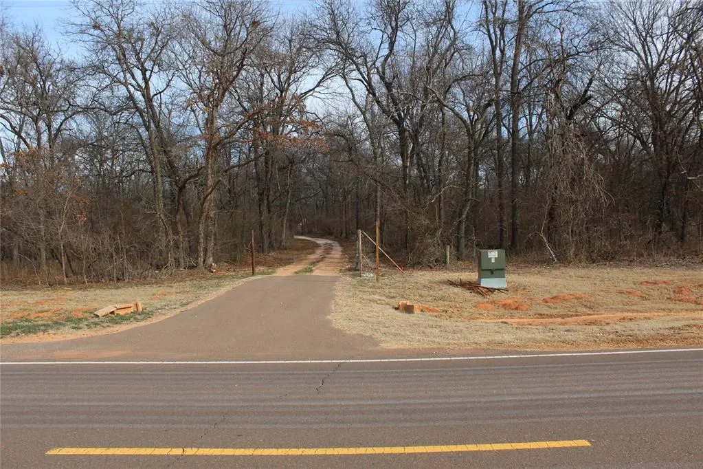 Photo 9 — 3803 NE 120th Avenue, Norman, OK 73026