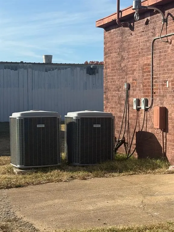 Photo 8 — 518 W Main Street, Stroud, OK 74079