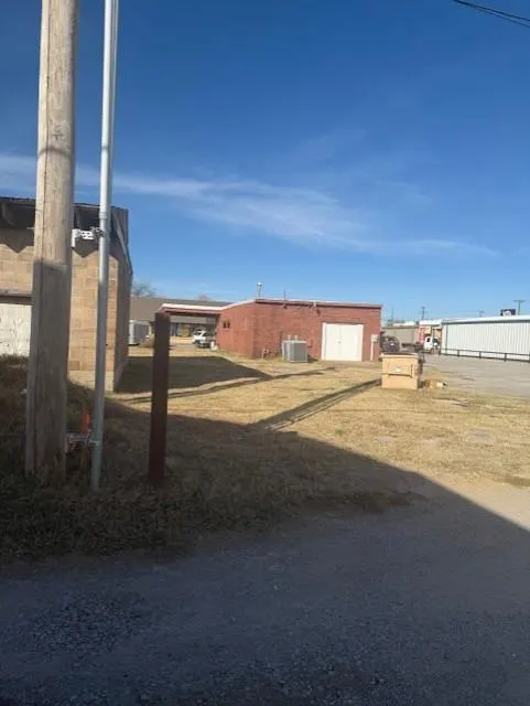 Photo 9 — 518 W Main Street, Stroud, OK 74079