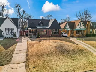 Sold home at 1918 NW 22nd Street