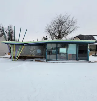 Sold home at 815 W Chickasha Avenue