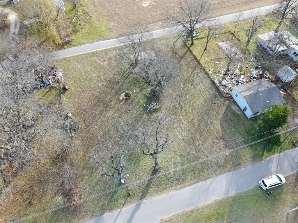 Photo 3 — 2154 Houston Avenue, Harrah, OK 73045
