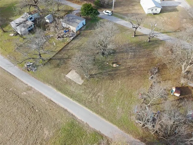 Photo 5 — 2154 Houston Avenue, Harrah, OK 73045
