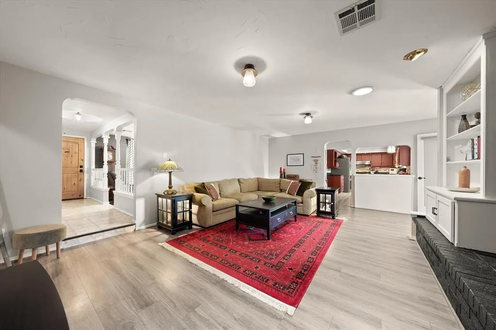 Photo 5 — 8208 NW 114th Street, Oklahoma City, OK 73162