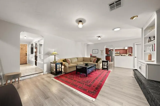 Photo 5 — 8208 NW 114th Street, Oklahoma City, OK 73162