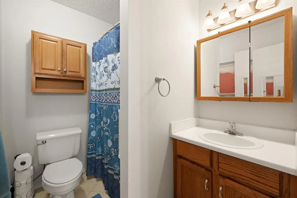 Photo 33 — 8208 NW 114th Street, Oklahoma City, OK 73162