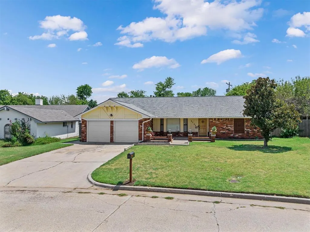 Photo 40 — 8208 NW 114th Street, Oklahoma City, OK 73162