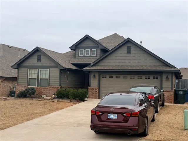 Photo 2 — 6216 Oxnard Street, Edmond, OK 73034