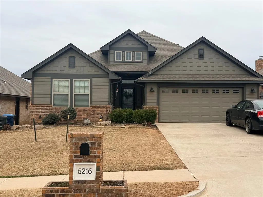 Photo 3 — 6216 Oxnard Street, Edmond, OK 73034