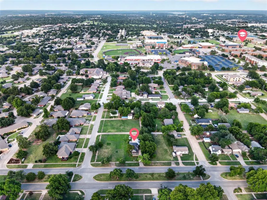 Photo 3 — 720 N Boulevard Street, Edmond, OK 73034