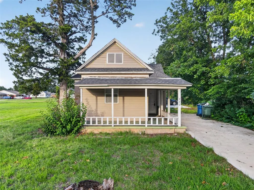 Photo 9 — 720 N Boulevard Street, Edmond, OK 73034