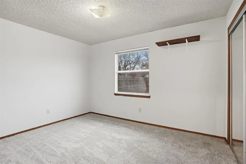 Photo 18 — 1009 Stewart Street, Altus, OK 73521