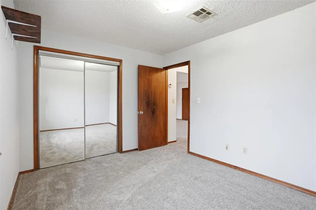Photo 19 — 1009 Stewart Street, Altus, OK 73521