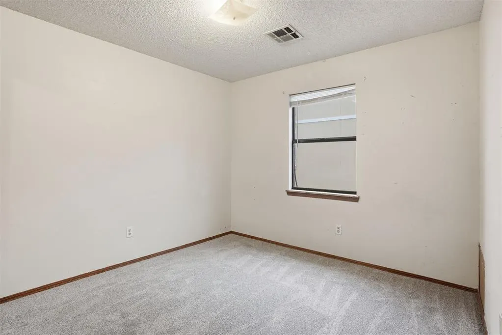 Photo 20 — 1009 Stewart Street, Altus, OK 73521