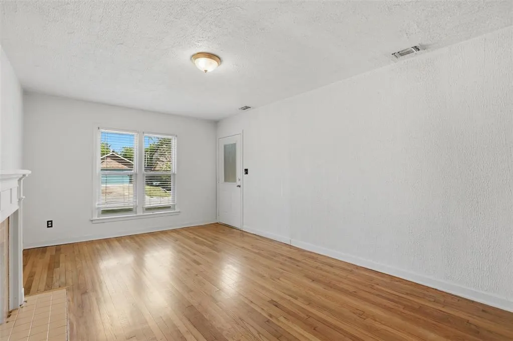 Photo 6 — 2140 NW 31st Street, Oklahoma City, OK 73112