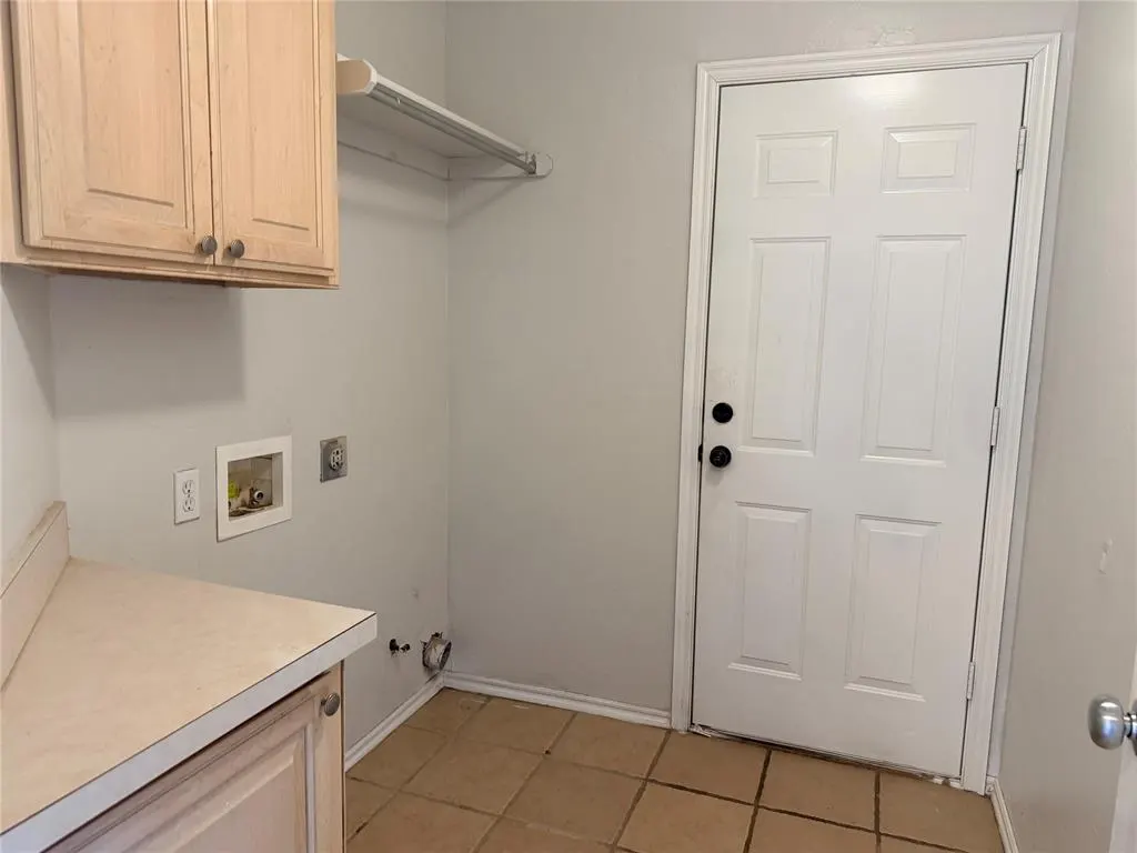 Photo 13 — 2016 Emerald Brook Court, Edmond, OK 73003