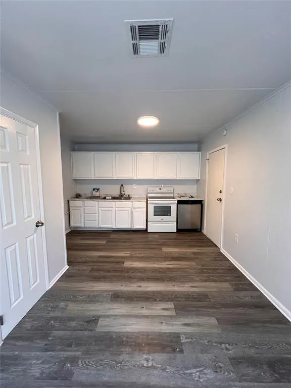 Photo 2 — 301 Winding Lane, Edmond, OK 73003